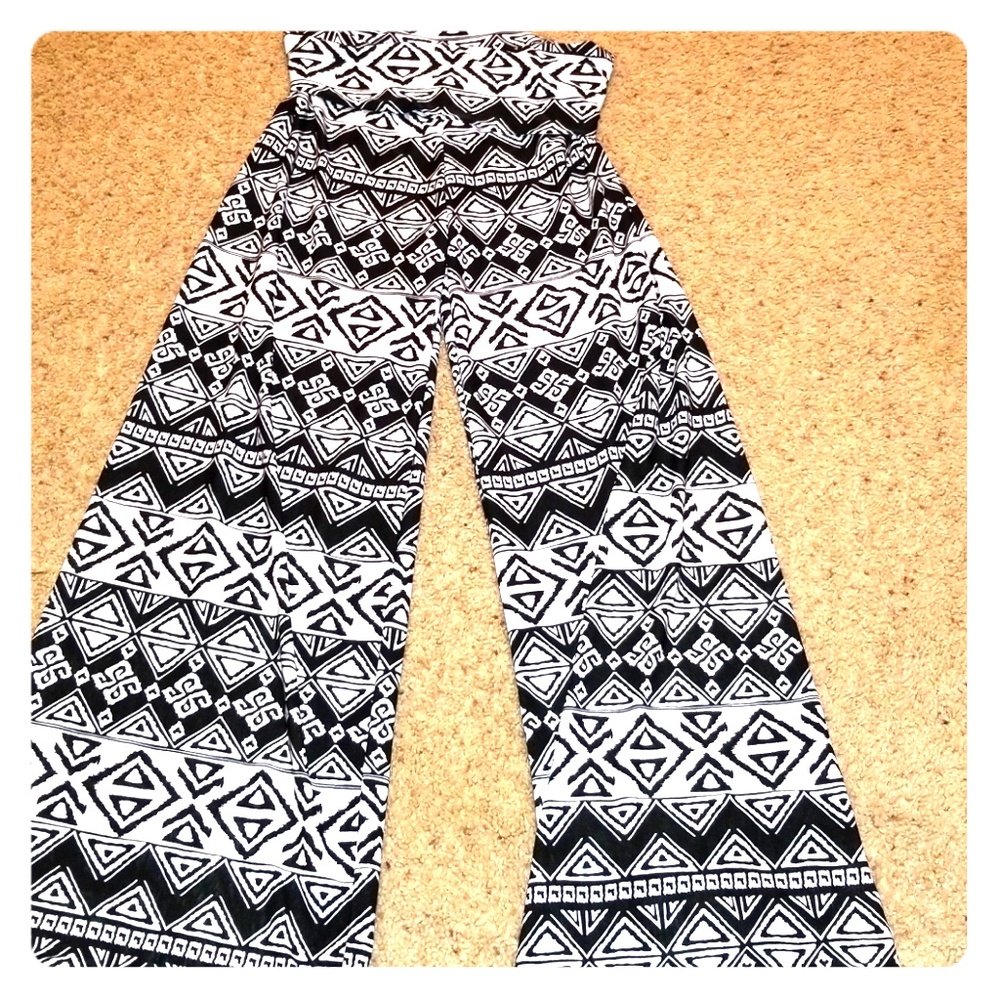 Black and white palazzo pants